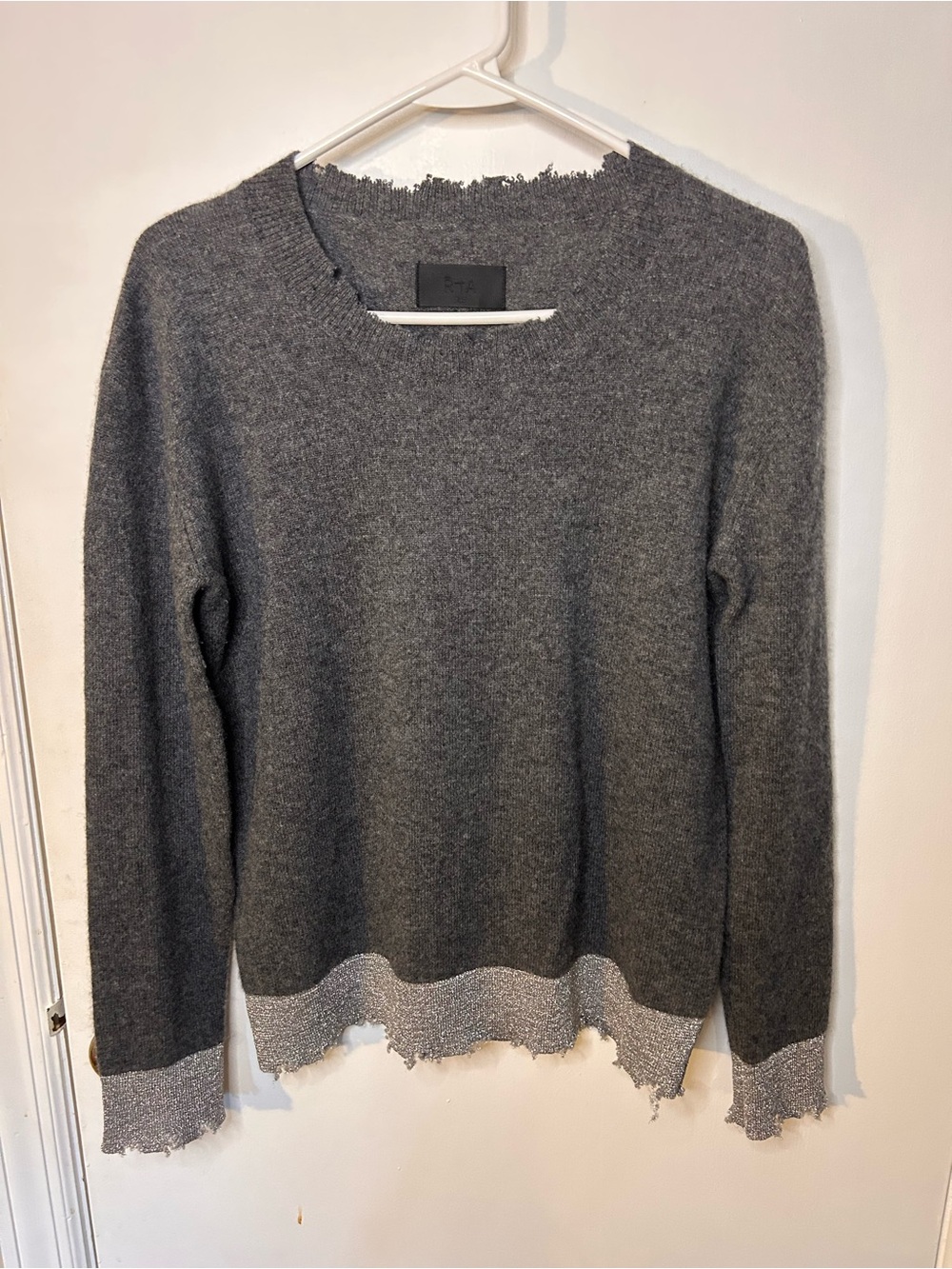 RtA CHARCOAL GRAY CREW NECK CASHMERE SEATER WITH METALLIC ACCENT, RAW EDGES XS